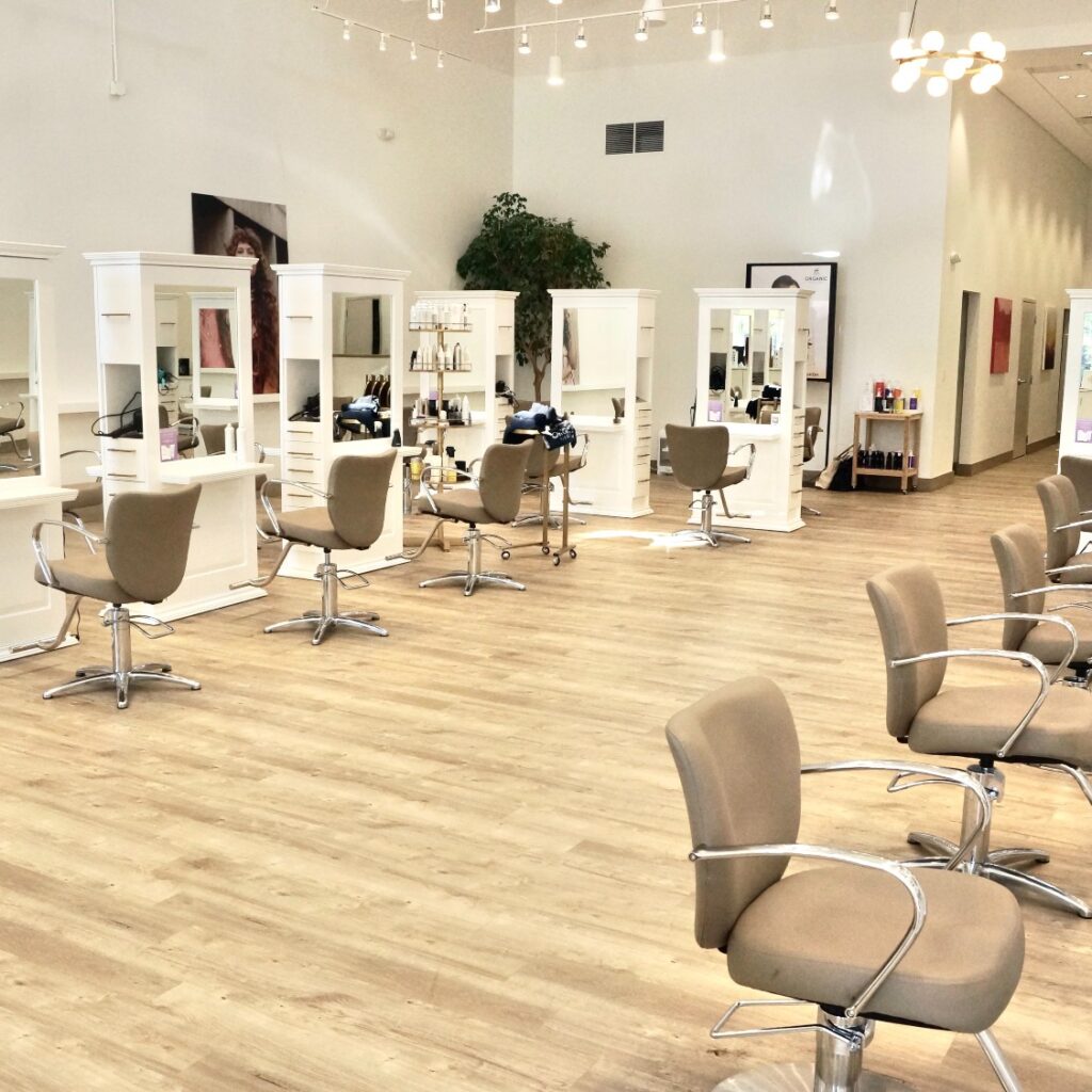 Modern Salon & Spa Gais Construction